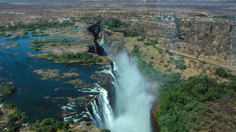 Flight of Angels, Victoria Falls